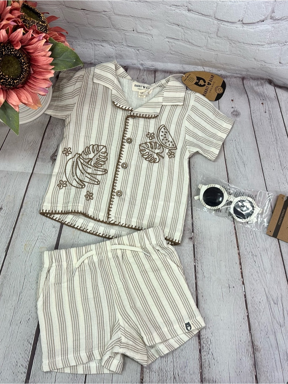 rabbit + bear organic cotton 3pc shorts set 12M neutral stripes embroidered trim